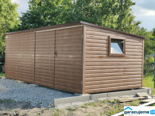 WOOD Z011 - zahradní domek z plechu v dekoru dřeva 6 x 3 m